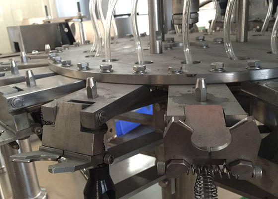 28000BPH น้ำผลไม้เครื่องบรรจุขวดของเหลวอัตโนมัติเครื่องบรรจุ ผู้ผลิต