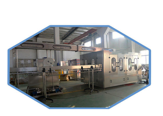 เครื่องบรรจุขวดเครื่องดื่มให้พลังงานสำหรับขวด PET ผู้ผลิต